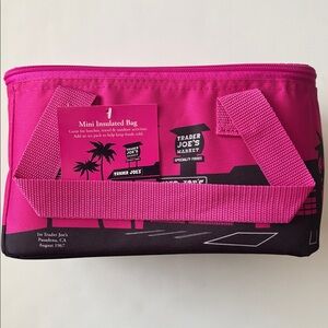 NEW NWT Trader Joe’s Mini Insulated Bag Hot Pink – First Release 2024 WITH TAGS